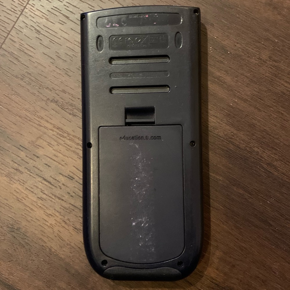 TI-84 Plus Texas Instruments - Picture 3 of 4